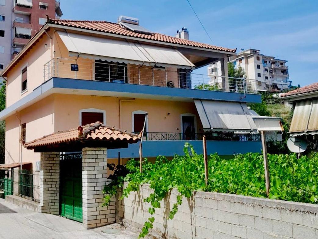 George 1 Apartment Gjirokaster Ngoại thất bức ảnh