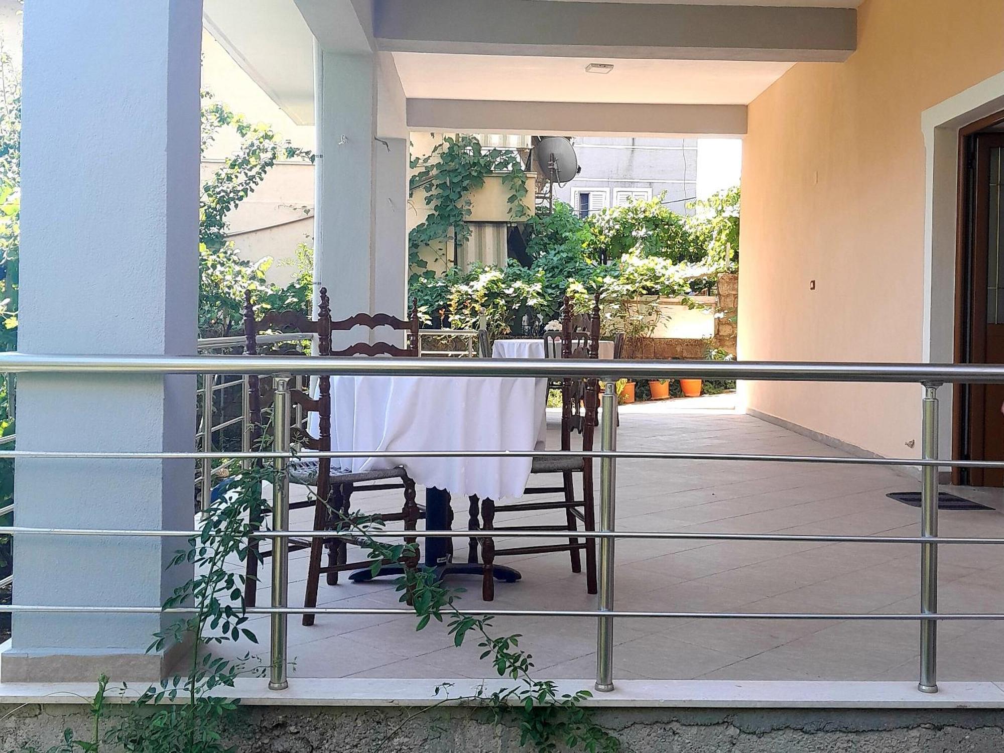 George 1 Apartment Gjirokaster Ngoại thất bức ảnh