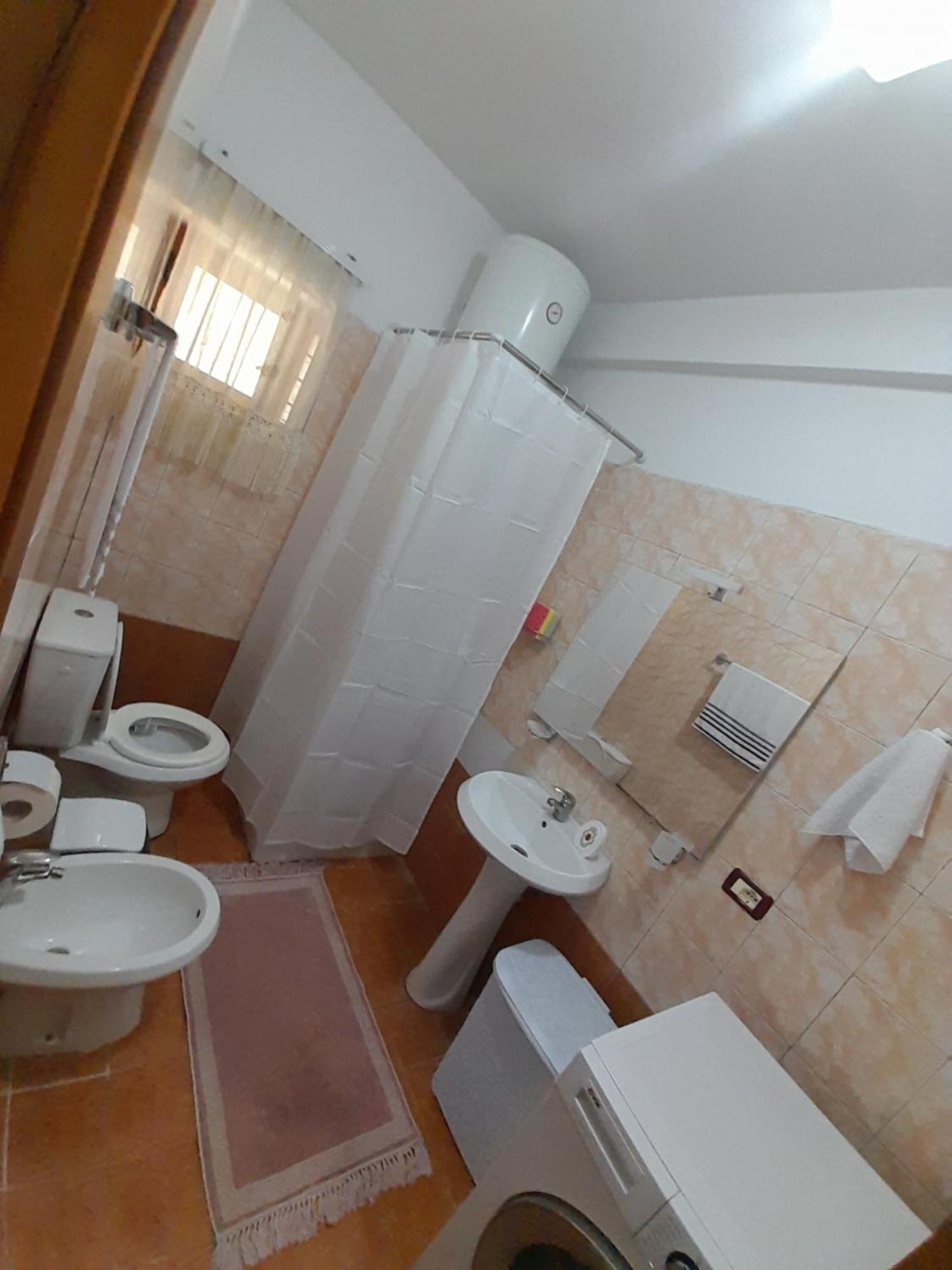 George 1 Apartment Gjirokaster Phòng bức ảnh