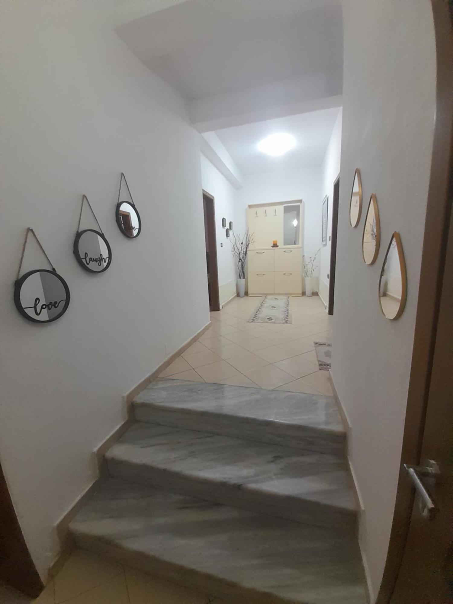 George 1 Apartment Gjirokaster Ngoại thất bức ảnh